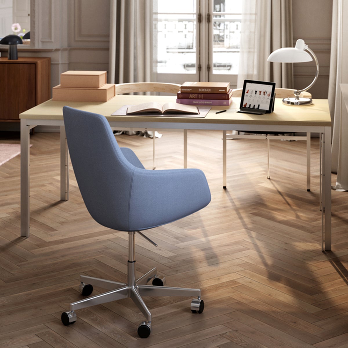 Fritz Hansen Little Giraffe Chair Fritz Hansen Little Giraffe Chair