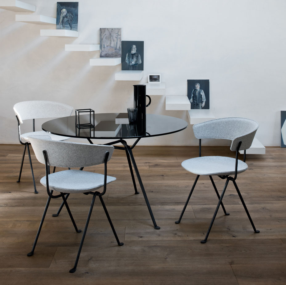 Magis Officina Chairs and Table Magis Officina Chairs and Table