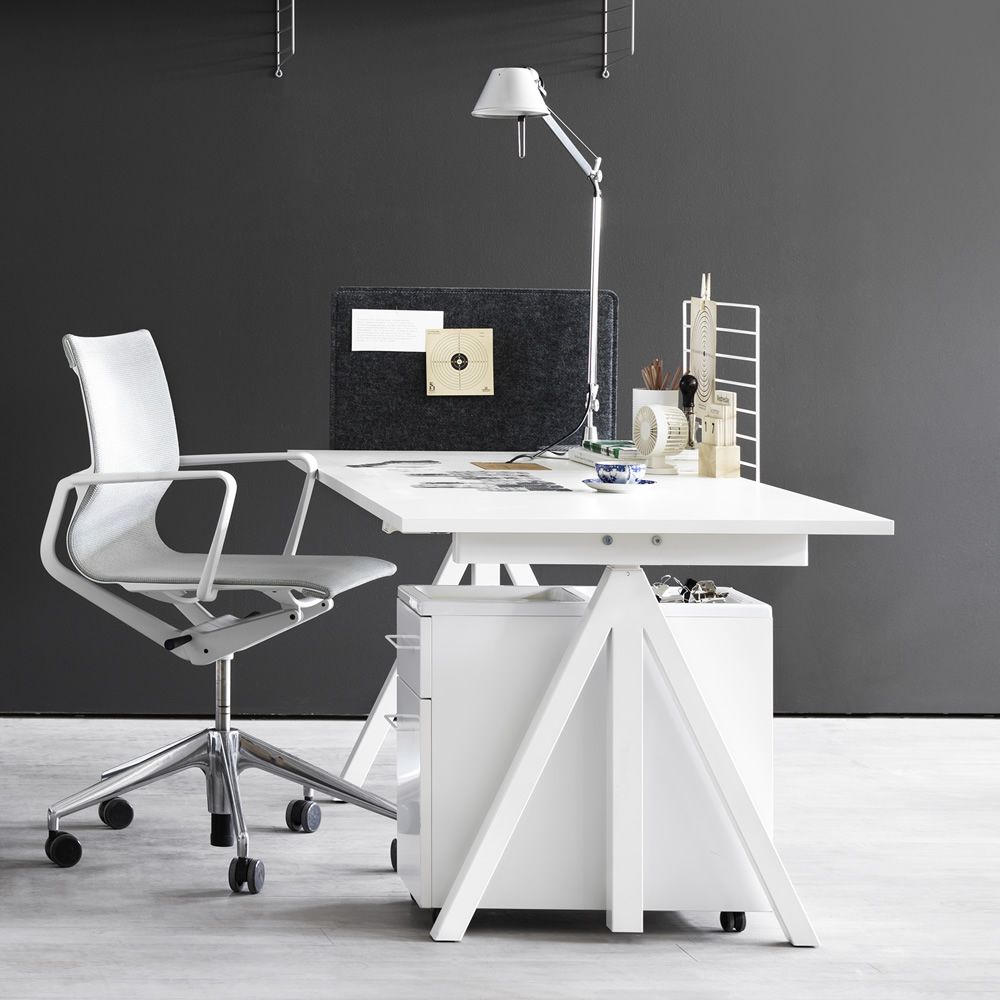 String Works Height Adjustable Desk